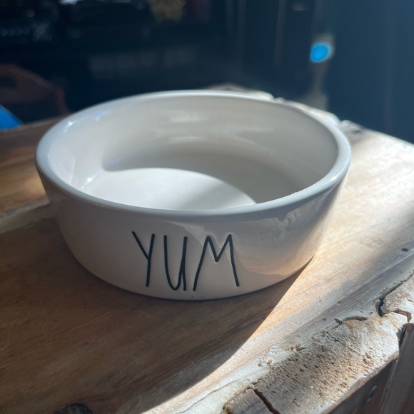 Rae Dunn Pet Cat feeding bowl - Picture 2 of 4